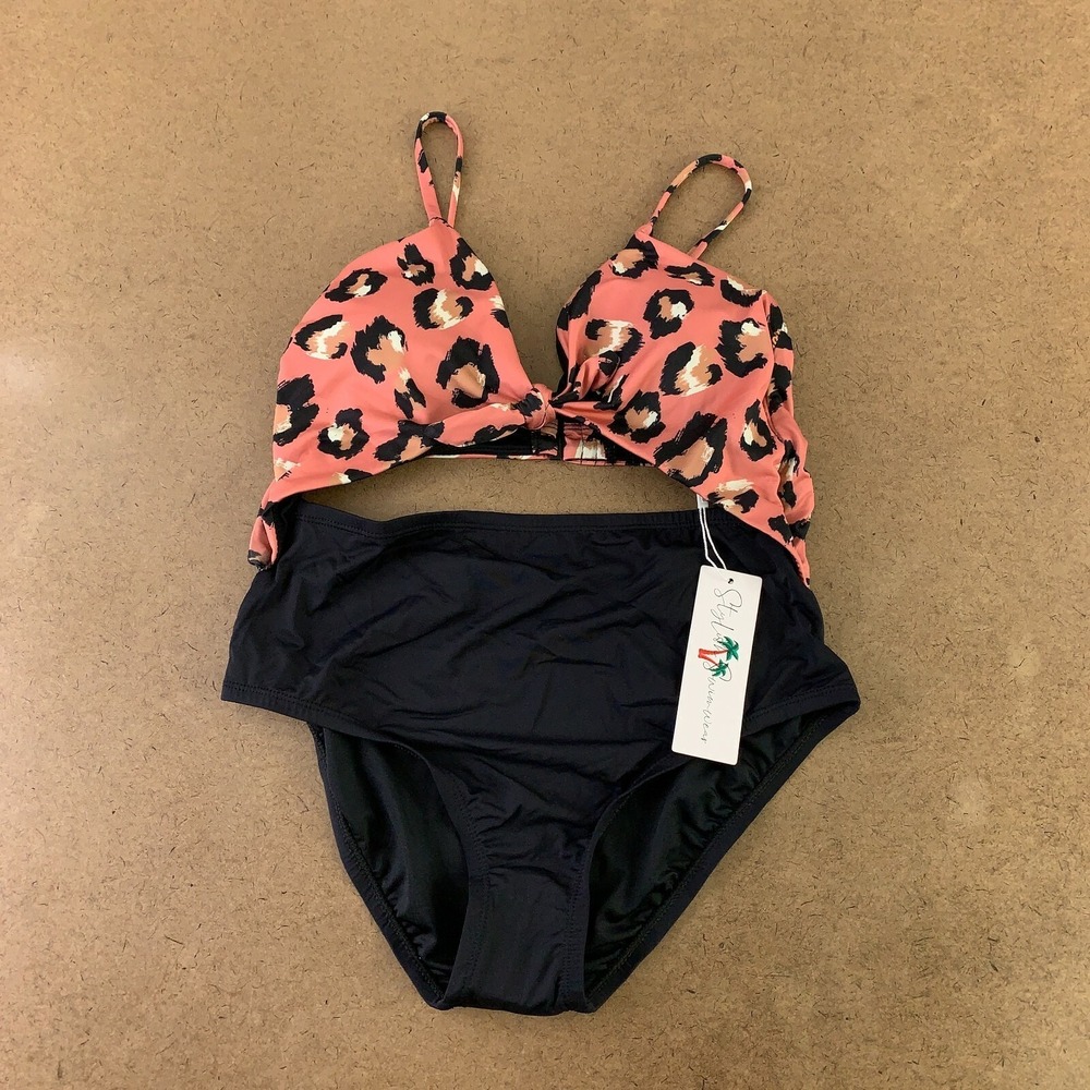 Stylish Swimwear Women's Medium Pink Leopard With Black Bottom One Piece NWT